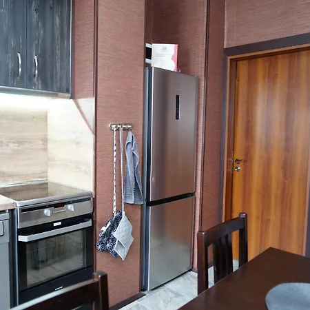 за гости в *