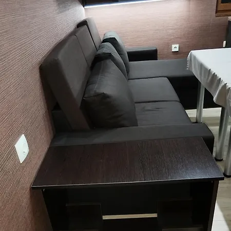 за гости в *