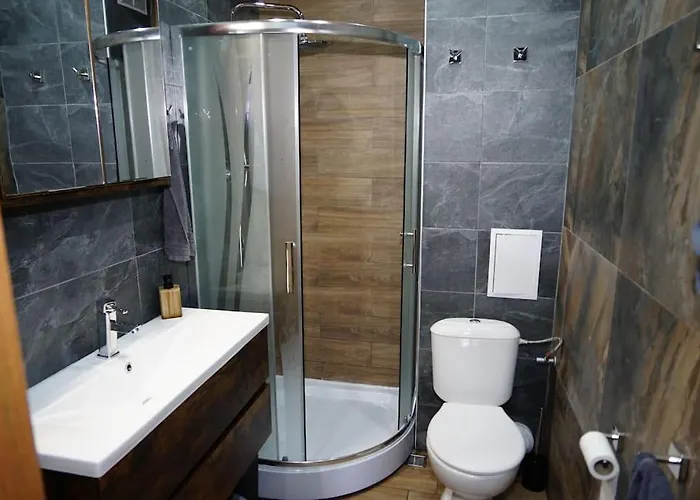 за гости в * Παμπόροβο